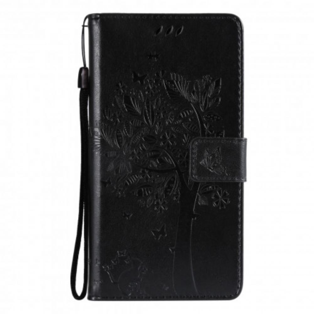 Leren Hoesje voor iPhone 13 Met Ketting Boom En Kat Met Bandjes
