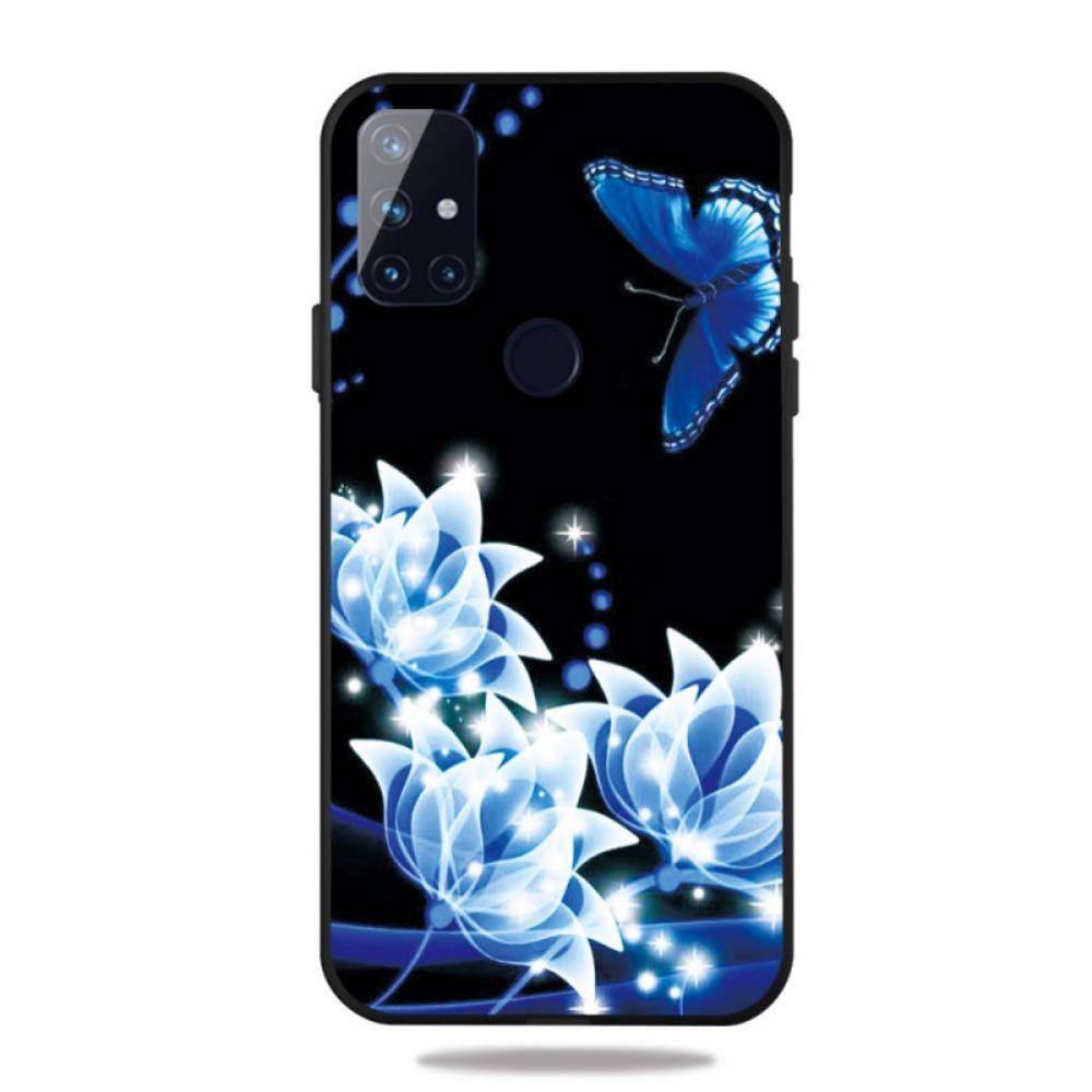 Hoesje voor OnePlus Nord N10 Vlinder En Blauwe Bloemen